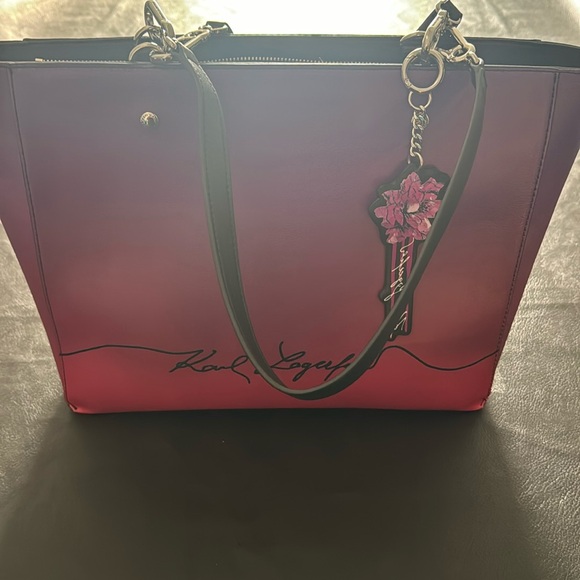 Karl Lagerfeld Paris Zipper Pink/Purple Ombré Tote With Keychain - Picture 1 of 16
